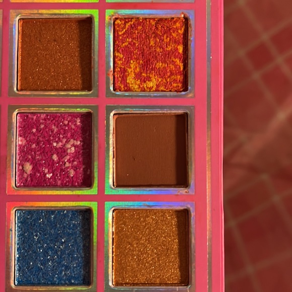 🎈SALE🎈🎀#48.MAKEUP 33-COLOR EYESHADOW PALETTE🎀 - Picture 6 of 12